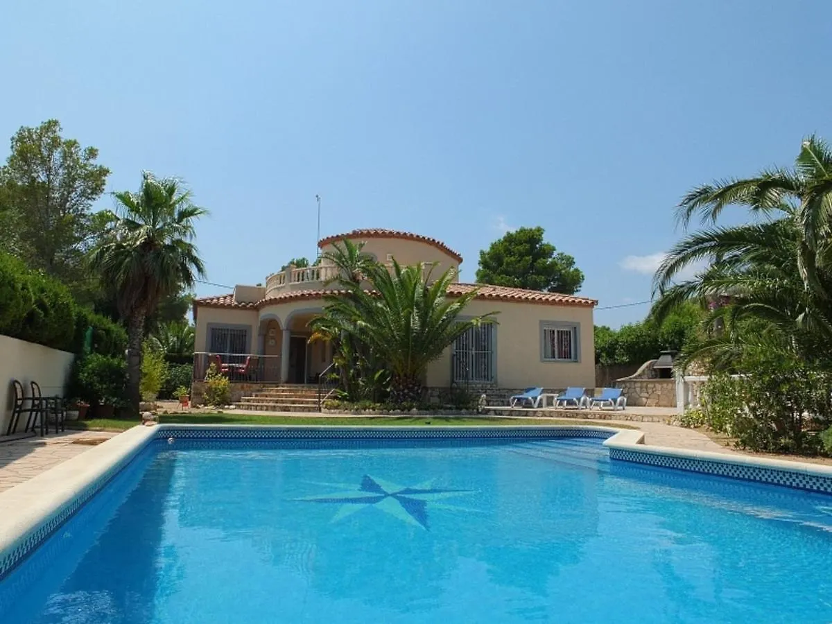 لاميتّيا ذي مار Villa Jacaranda Stunning 3Bedroom Villa With Air-Conditioning & Private Swimming Pool