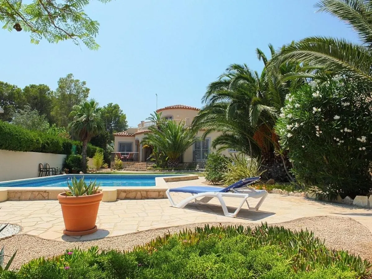لاميتّيا ذي مار Villa Jacaranda Stunning 3Bedroom Villa With Air-Conditioning & Private Swimming Pool
